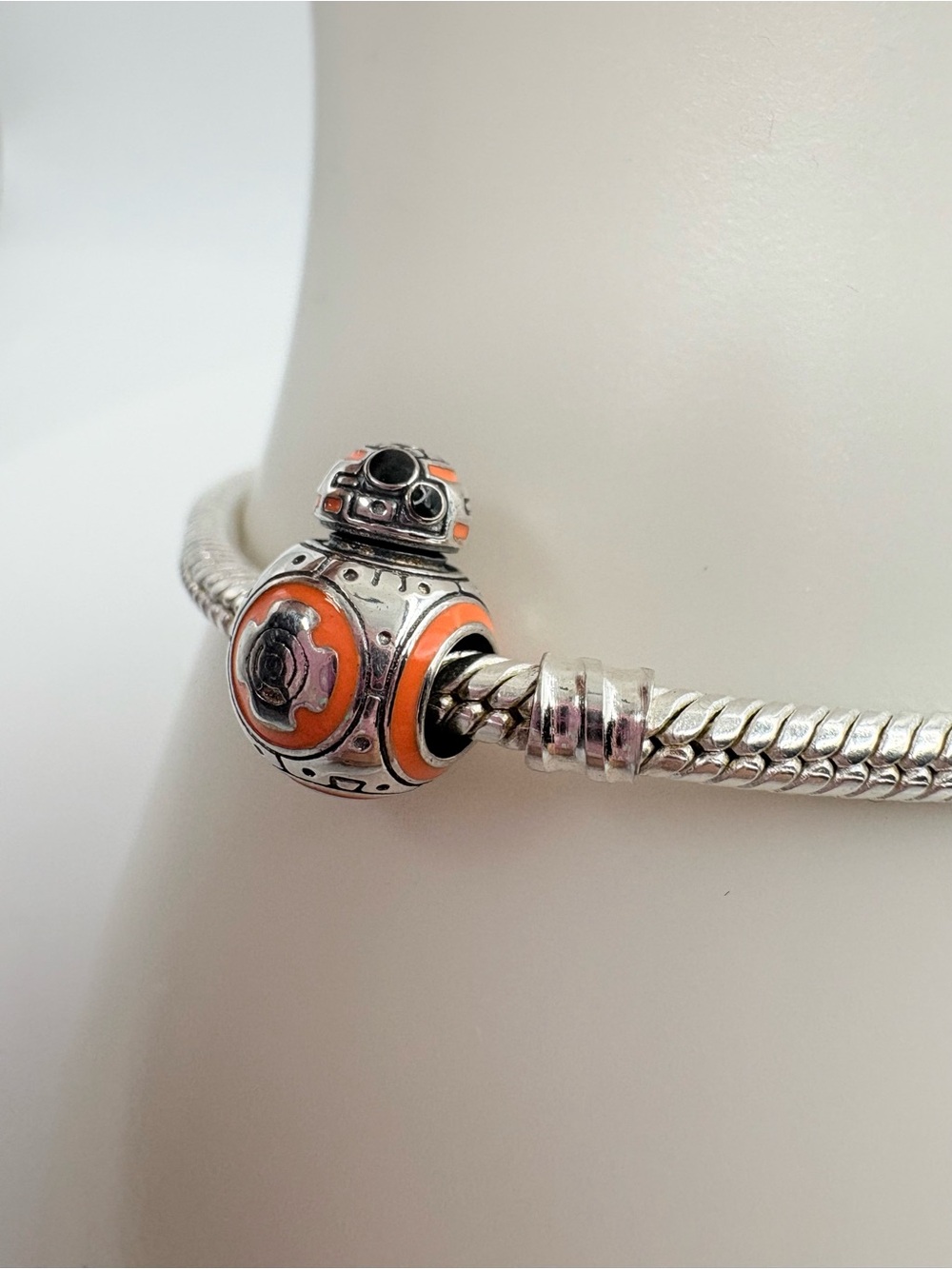 Pandora Star Wars BB-8 Charm Bead - Picture 2 of 8